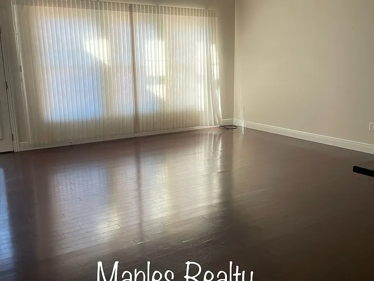 123 N Tuscany Dr — Photo 10