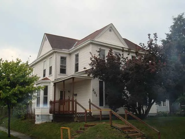 201 Randolph St photo 1