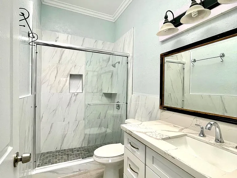 8310 Regents Rd #3H — Photo 18