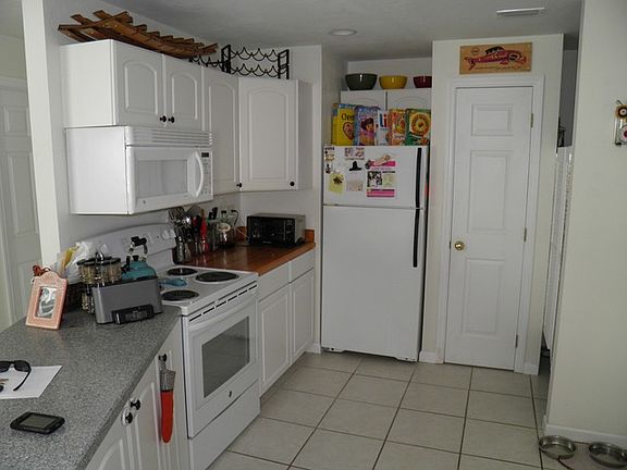 4th image of 1224 Highlands Dr