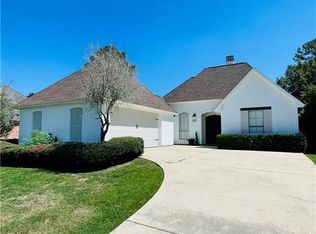 27968 Foxfire Ave, Walker, LA 70785