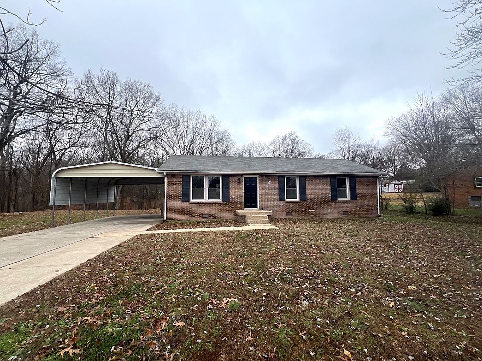 1st image of 504 Overton Dr