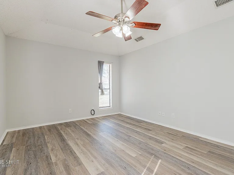 2957 Oak Ridge Ct — Photo 16