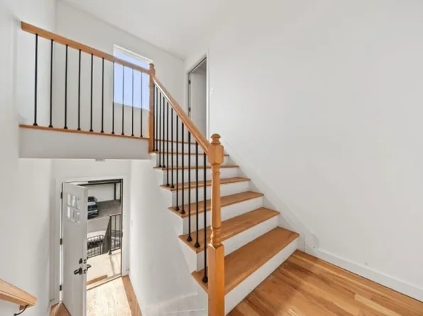 759 Seaport Dr, Elizabeth, NJ