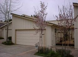 1st image of 17 Creekside Ln