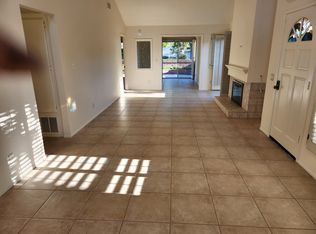 815 Daphne Ct, Carlsbad, CA 92011