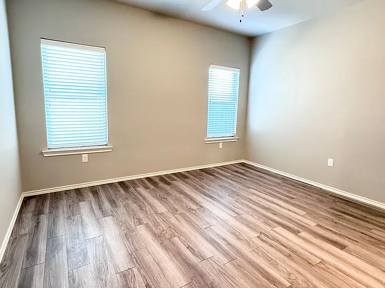 1217 Preston Trl — Photo 25