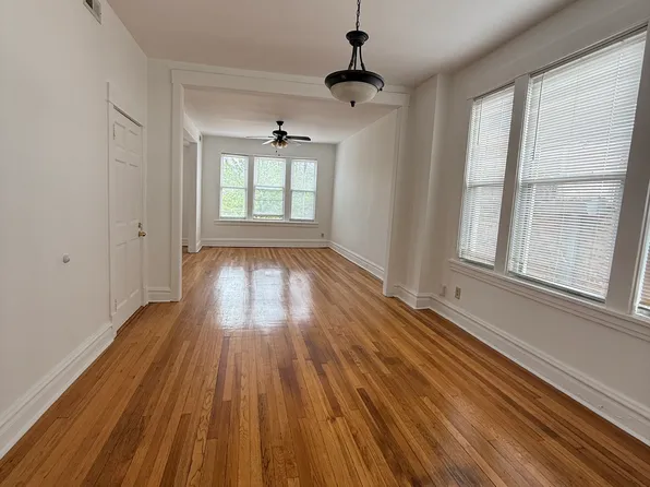 2-3960 N Elston Ave #2, Chicago, IL 60618