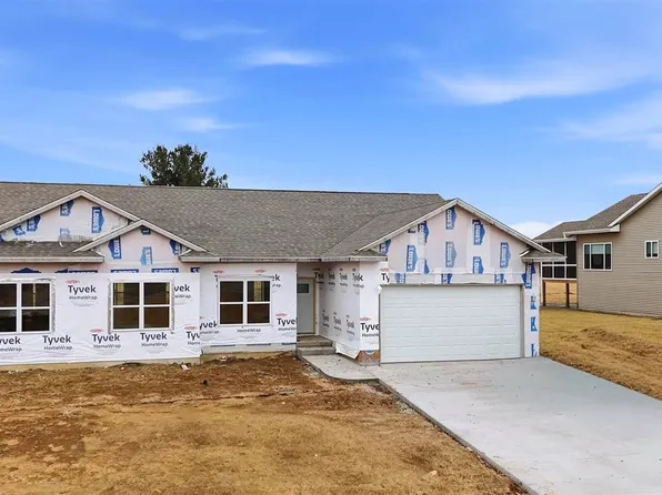 1895 Ashford Ave, Muscatine, IA 52761