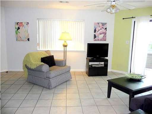 5th image of 285 Payne St Unit 2B