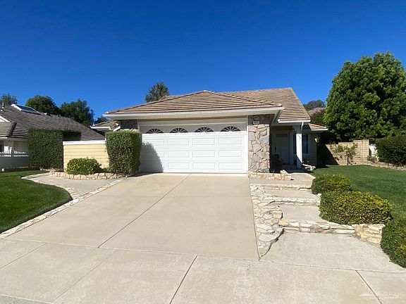 2nd image of 3572 Birdsong Ave