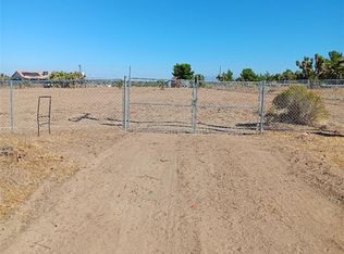 9575 Paramount Rd, Phelan, CA 92371