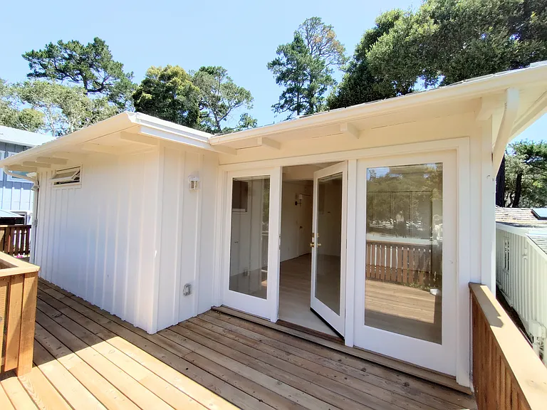 Torres St #3SW — Photo 9