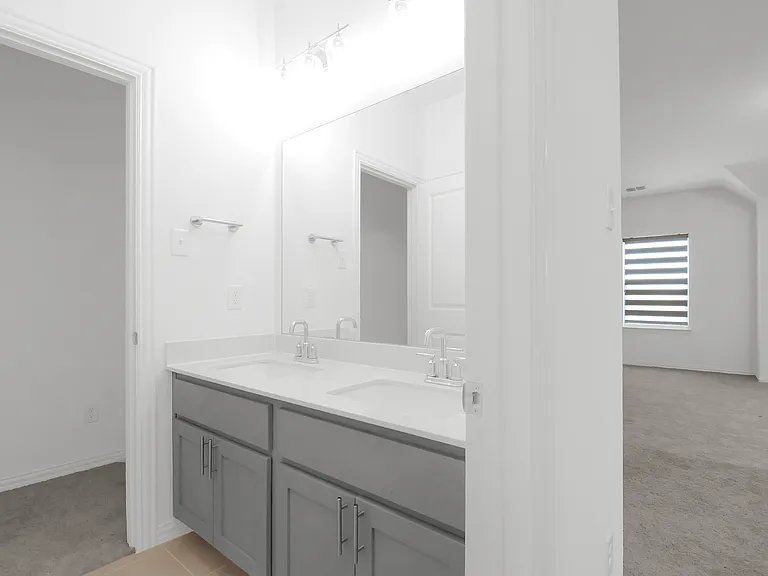 502 Virginia Way — Photo 21