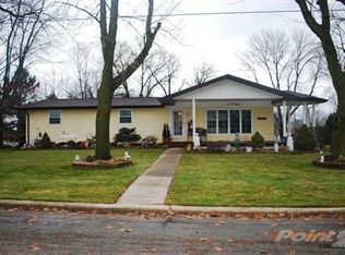 7109 Country Dr, New Vienna, IA 52065