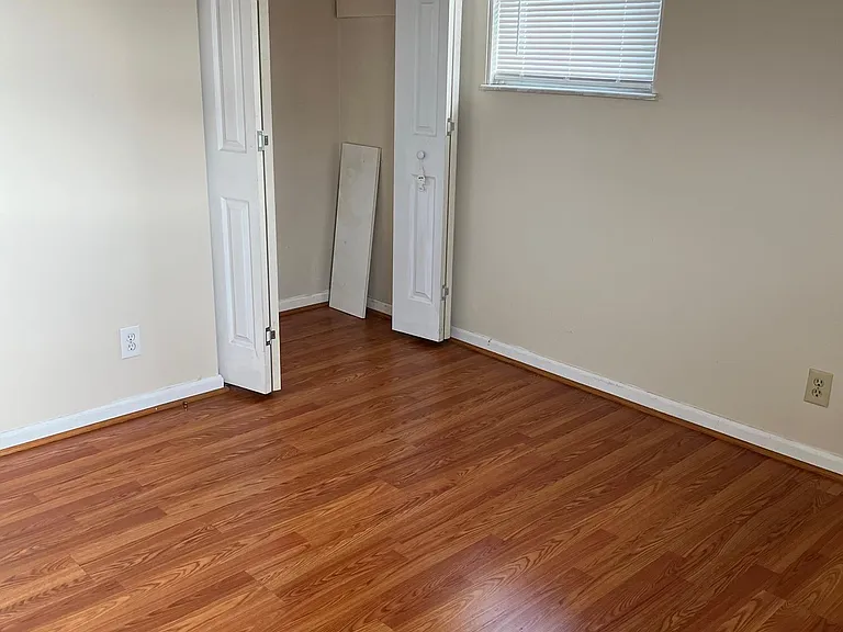 1586 Elston Dr — Photo 5