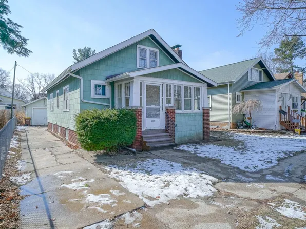 2019 15th Ave, Rockford, IL 61104