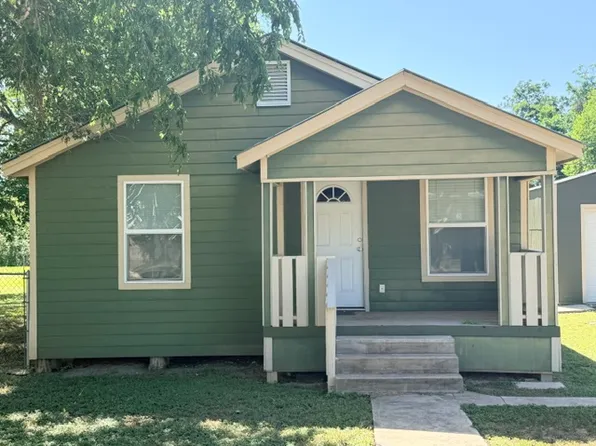 1906 Pecan St, San Marcos, TX 78666