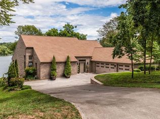 123 Clear Cove Ct, Lenoir City, TN 37772