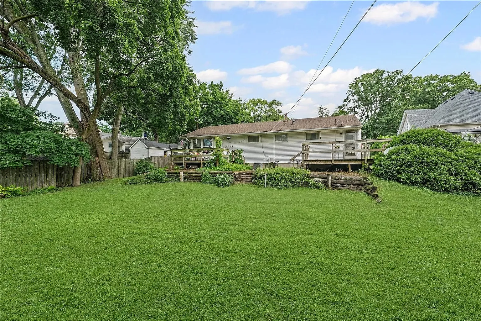 703 Green — Photo 2
