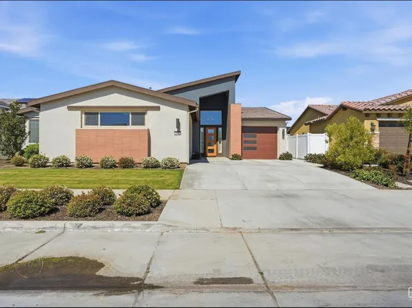 14822 Pemberley Passage Ave, Bakersfield, CA 93311