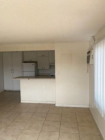 2nd image of 55966 Santa Fe Trl APT D