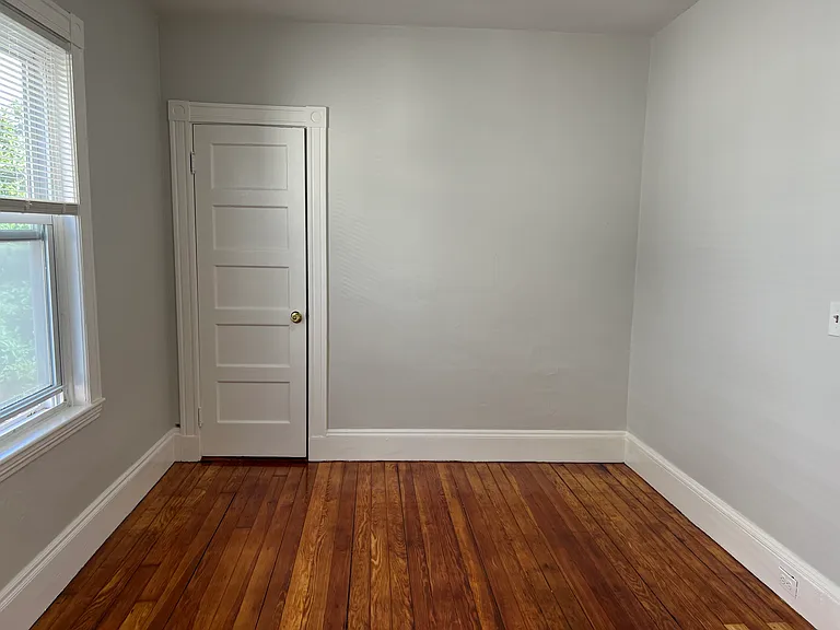94 Bristol Rd #1 — Photo 12
