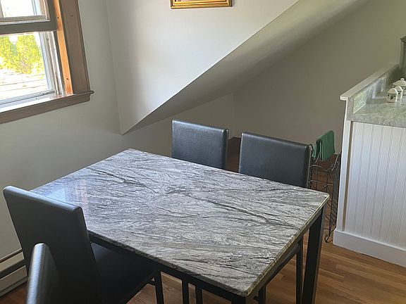 5th image of 19 Norman Ave