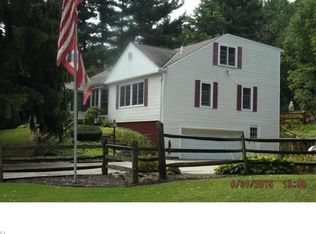 12638 Sperry Rd, Chesterland, OH 44026