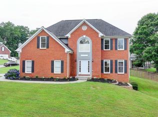 1892 Shores Ridge Ct, Suwanee, GA 30024