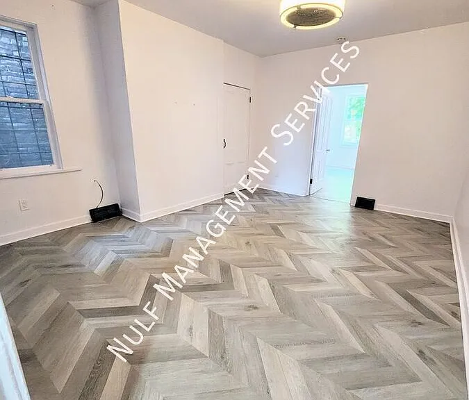 3513 Penn Ave #3 — Photo 6