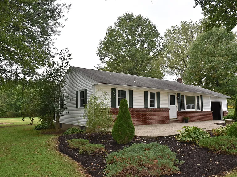 5770 Silo Hill Rd — Photo 1