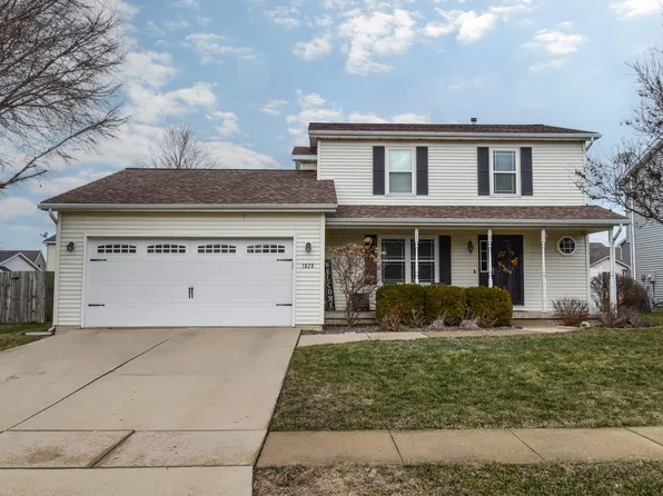 1820 Marina Dr, Normal, IL 61761
