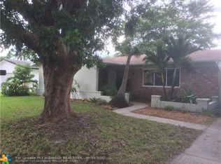 3860 NW 4th Ct, Coconut Creek, FL 33066