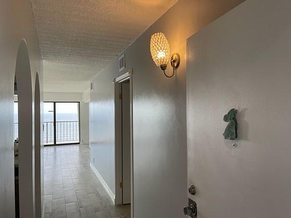 4th image of 7310 Seawall Blvd APT 1105