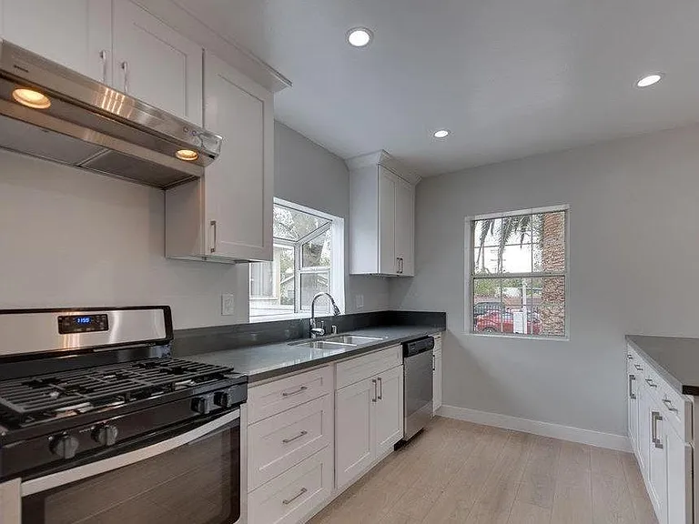 14241 Burton St — Photo 5