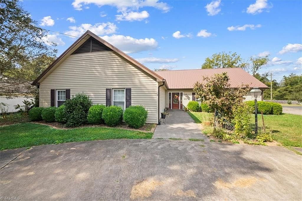 3130 Middlebrook Dr, Clemmons, NC 27012 MLS 1108961 Zillow