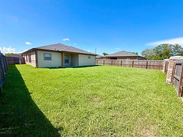 2850 Amber Ave — Photo 36