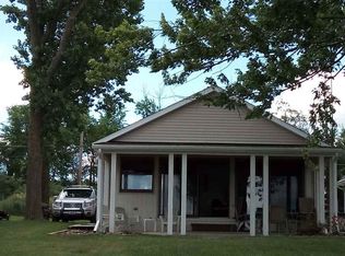 668 Valentine Ln, Hudson, MI 49247