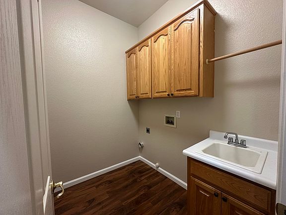 5th image of 416 Farinelli Pkwy