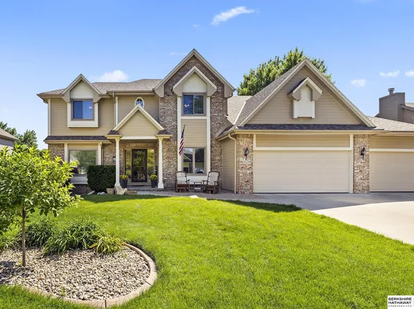 17223 O St, Omaha, NE 68135