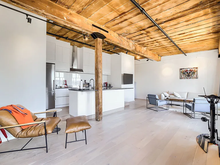 1507 Western Ave #602 — Photo 5