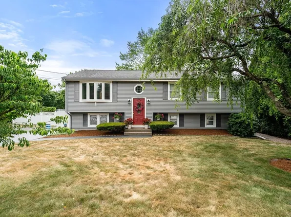 59 Branch St, Mansfield, MA 02048