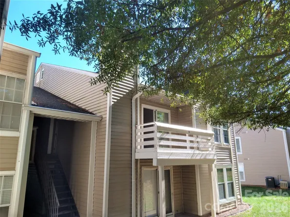 9607 Vinca Cir, Charlotte, NC 28213
