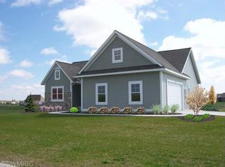 2183 Cory Dr, Hudsonville, MI