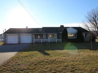 3406 Compass Rd, Gap, PA 17527