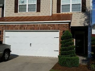 322 Clover Brook Dr, Locust Grove, GA 30248