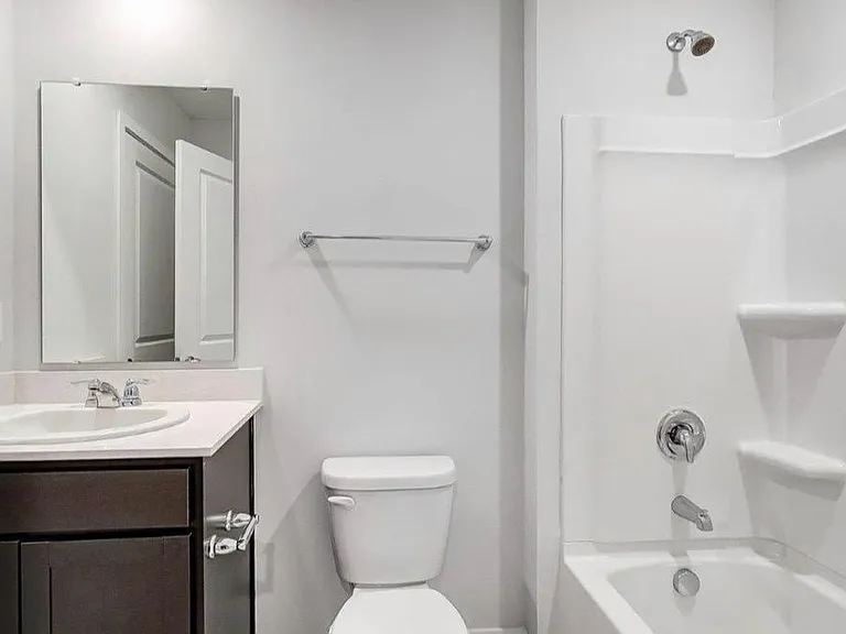 1493 Jarry Ave — Photo 3