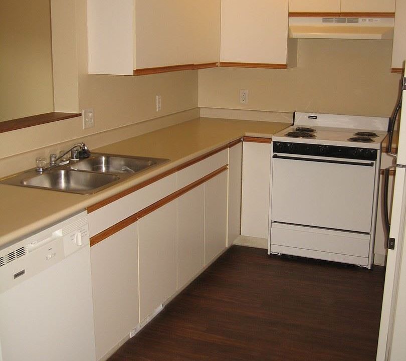 1st image of 1520 Cooley St APT 2