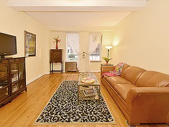 Rented by Cooper & Cooper Real Estate